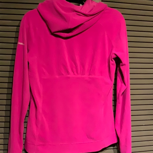 Two pink fleece sweaters. Columbia, champion - Picture 3 of 7